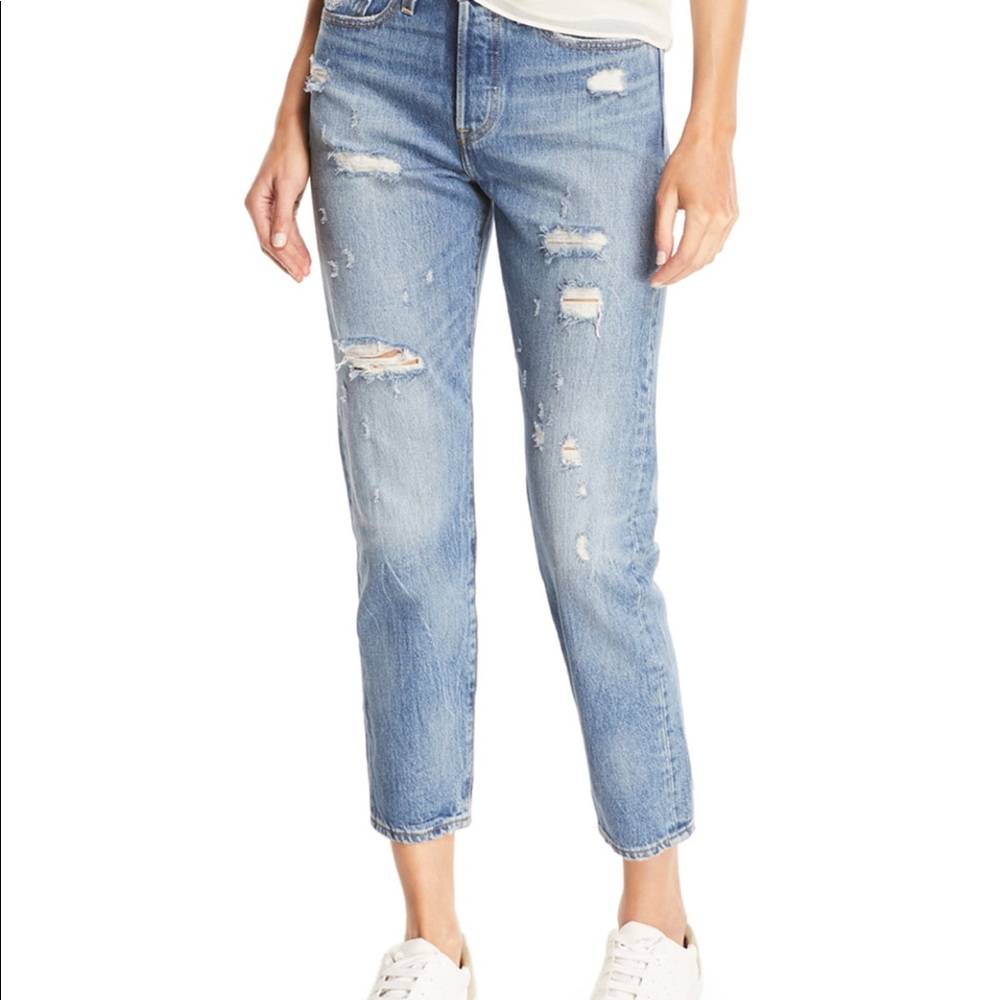 Levi’s Wedgie Jeans Size 28